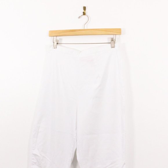 *Liz Claiborne White Capris - Picture 5 of 6